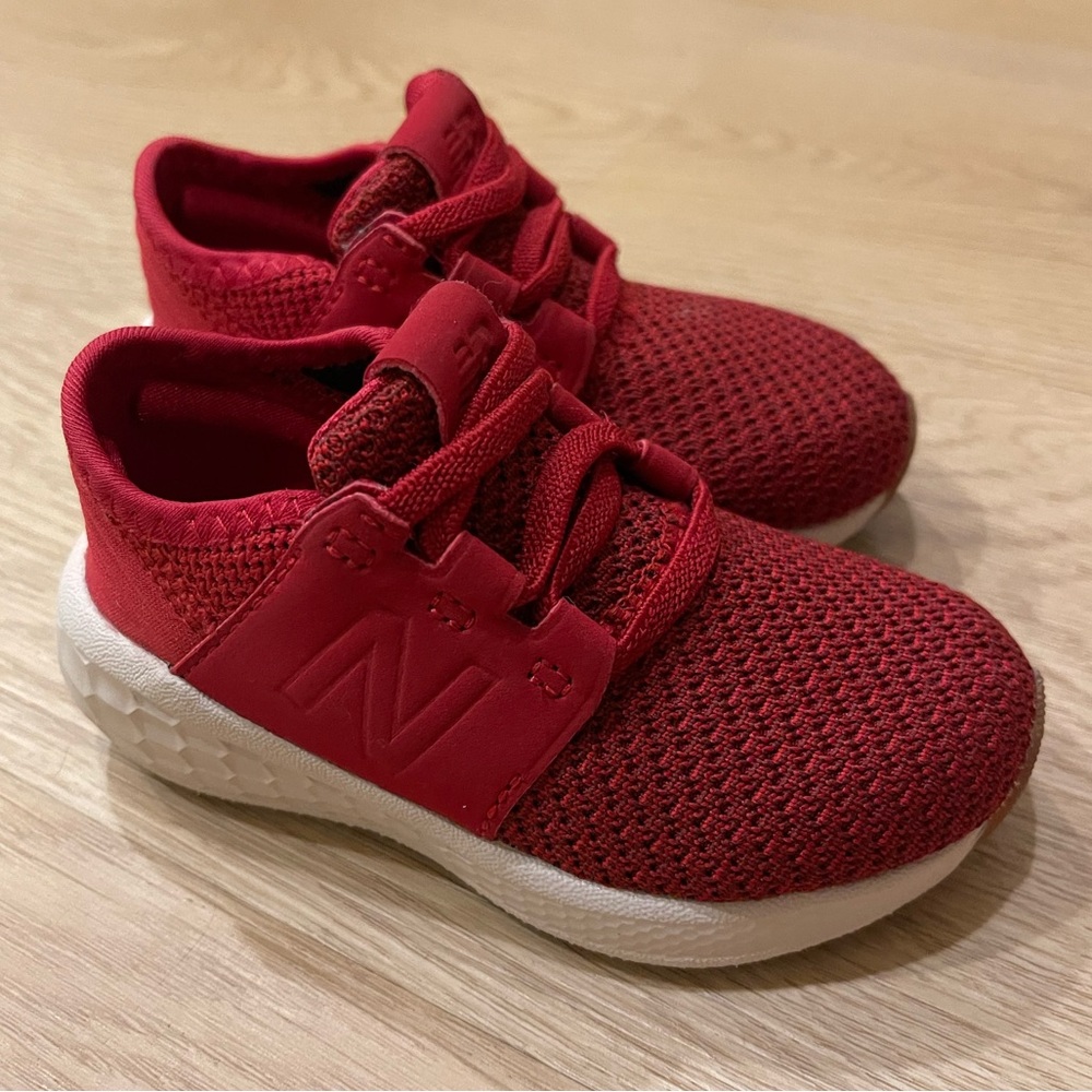 New Balance baby/toddler sneakers size 5